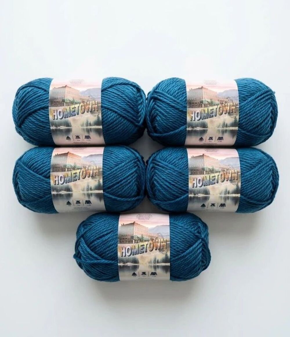 Lion Brand Hometown Super Bulky Yarn, Acrylic, Athens Blue Sky (Lot of 5)